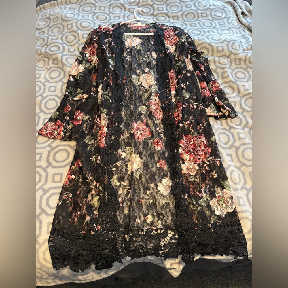 Black Floral Lace Cardigan